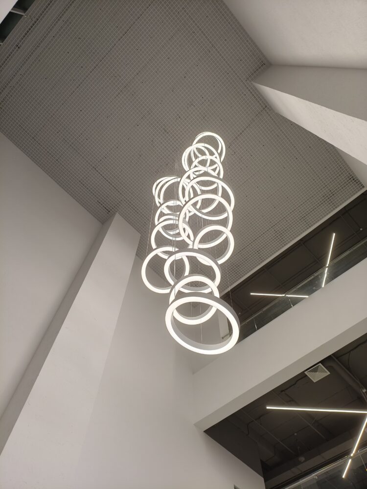 Подробный обзор POCO X8 Pro: если бы Apple занялась выпуском недорогих смартфонов на базе Android. Как снимает камера POCO X8 Pro. Фото.