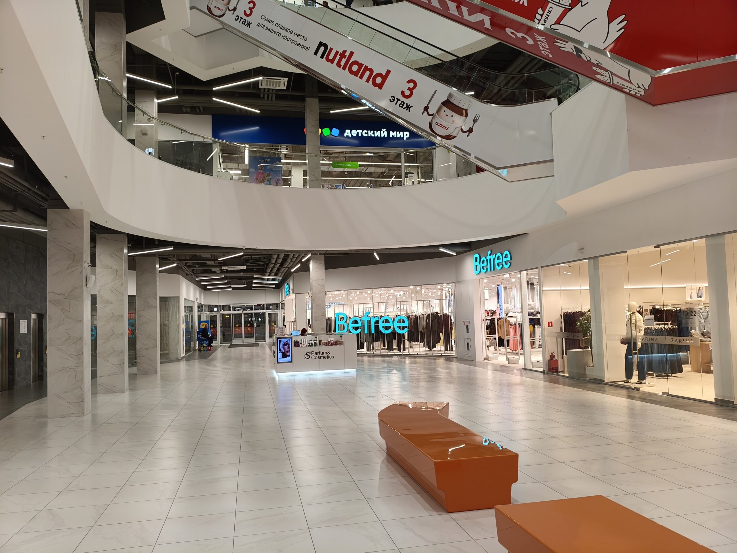 Подробный обзор POCO X8 Pro: если бы Apple занялась выпуском недорогих смартфонов на базе Android. Как снимает камера POCO X8 Pro. Фото.