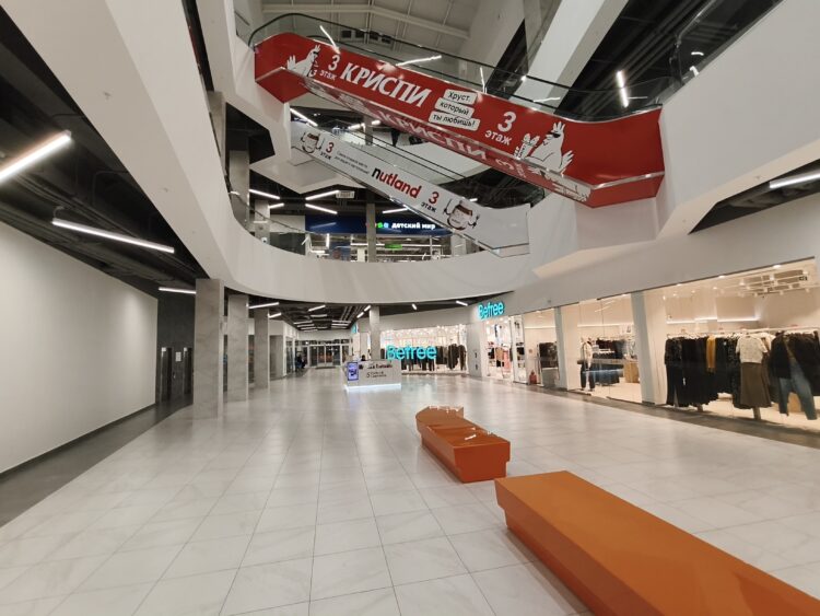 Как снимает камера POCO X8 Pro. Детализации хотелось бы побольше. Впрочем, что требовать от 8 МП. Фото.