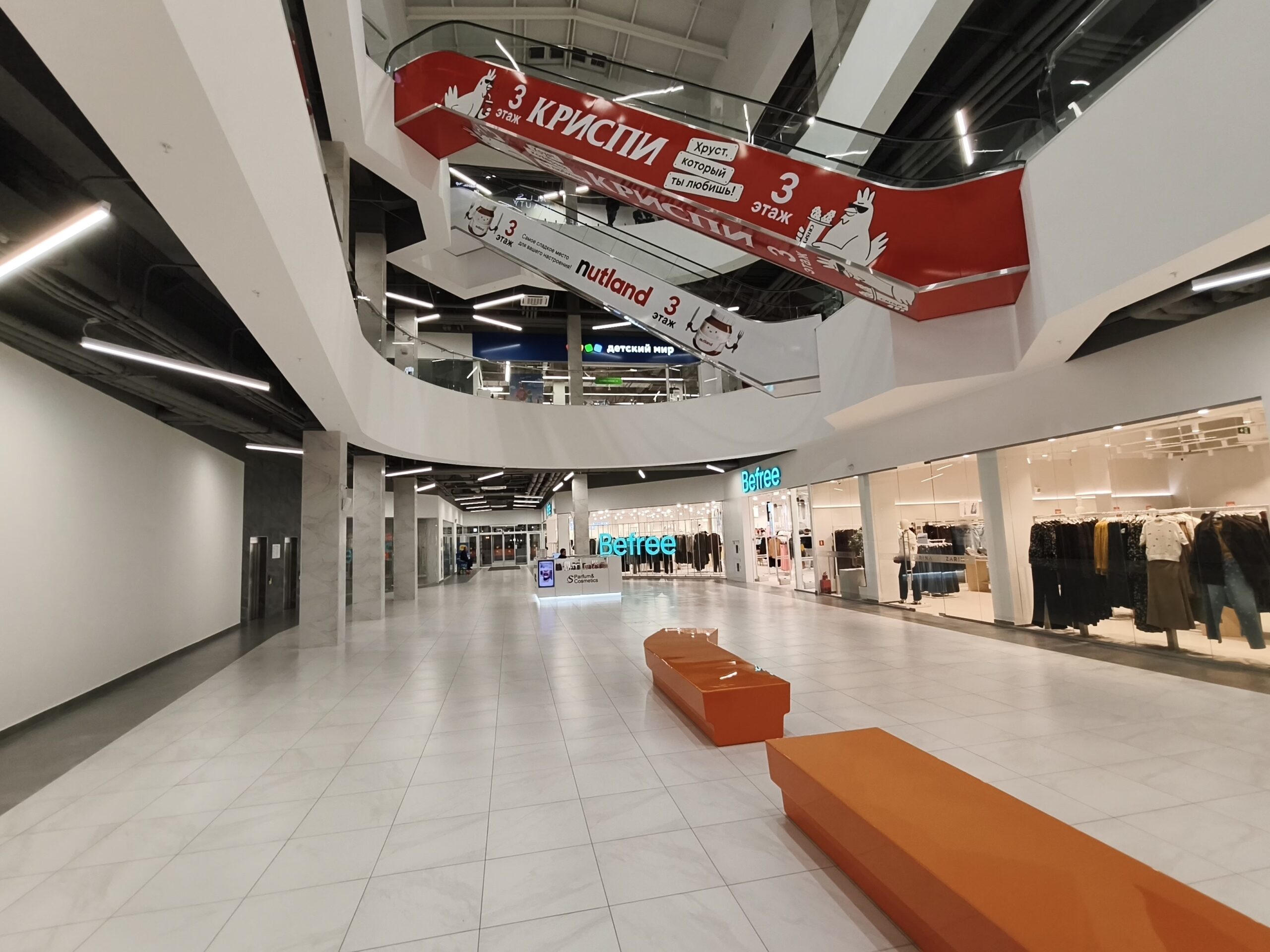 Как снимает камера POCO X8 Pro. Детализации хотелось бы побольше. Впрочем, что требовать от 8 МП. Фото.