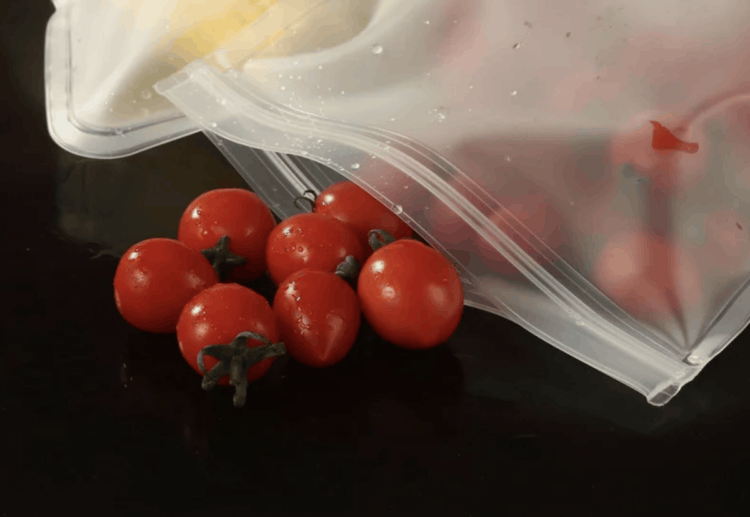 Силиконовые контейнеры для хранения продуктов. Изображение: AliExpress. Фото.