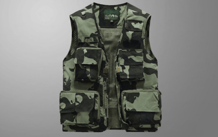 Тактический жилет для туризма и рыбалки. Изображение: AliExpress. Фото.