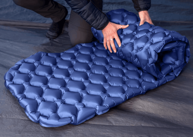 Надувной матрас для кемпинга. Изображение: AliExpress. Фото.