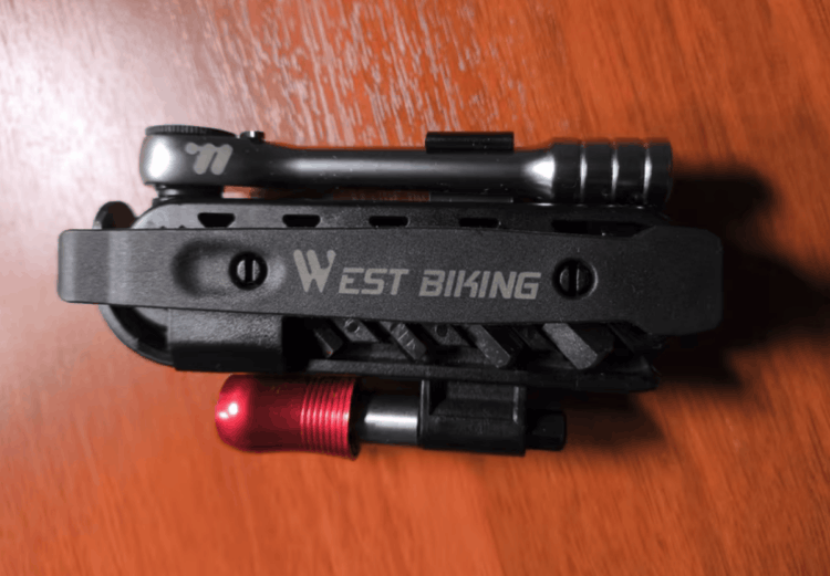 Многофункциональный набор инструментов. Изображение: AliExpress. Фото.