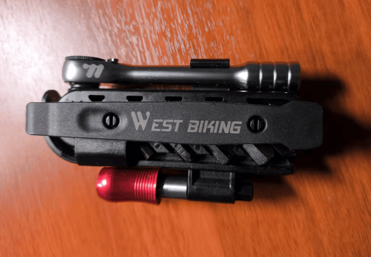 Многофункциональный набор инструментов. Изображение: AliExpress. Многофункциональный набор инструментов. Изображение: AliExpress. Фото.