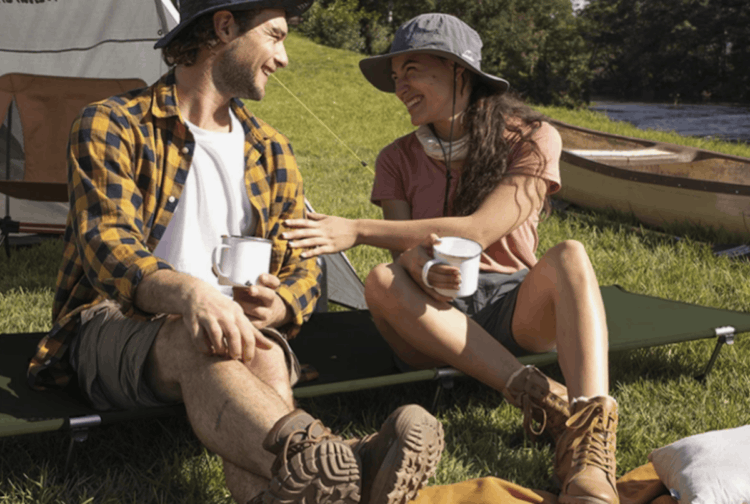 Раскладушка для кемпинга. Изображение: AliExpress. Фото.