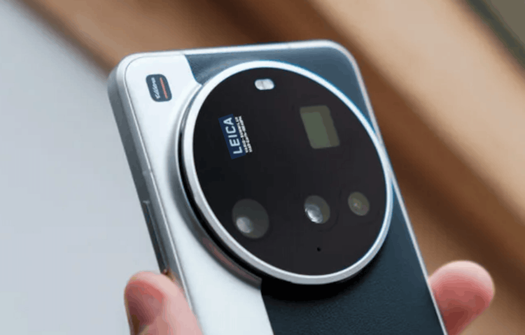 Экосистема и искусственный интеллект. Новинки от Xiaomi тоже будут. Изображение: androidauthority. Фото.