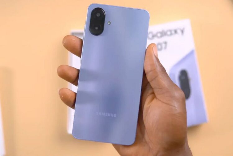 Galaxy A07 — самый дешевый телефон Samsung. Galaxy A07 порадует удобной операционкой One UI. Фото: pctechmag.com. Фото.