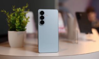 Блогеры проверили память в Galaxy S26. Изображение: Mike O'Brien