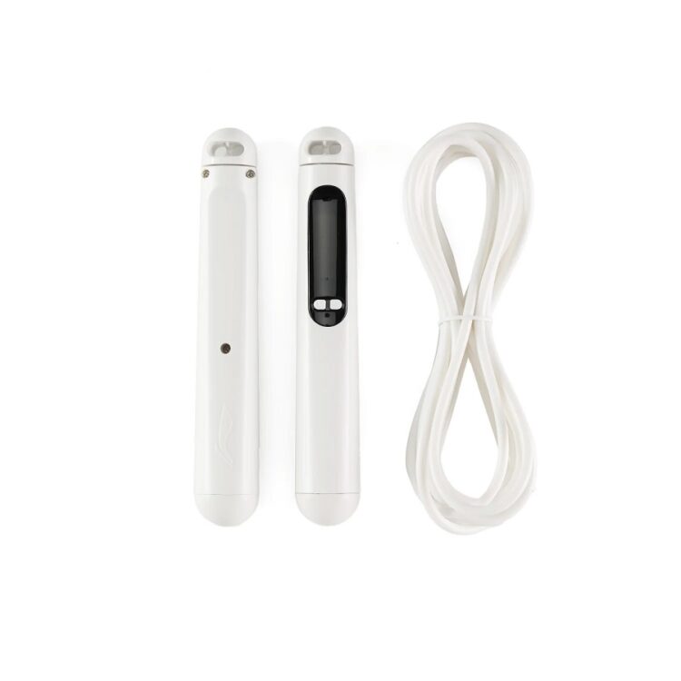 Умная скакалка Li-Ning. Скакалка, которая считает прыжки за вас. Фото.