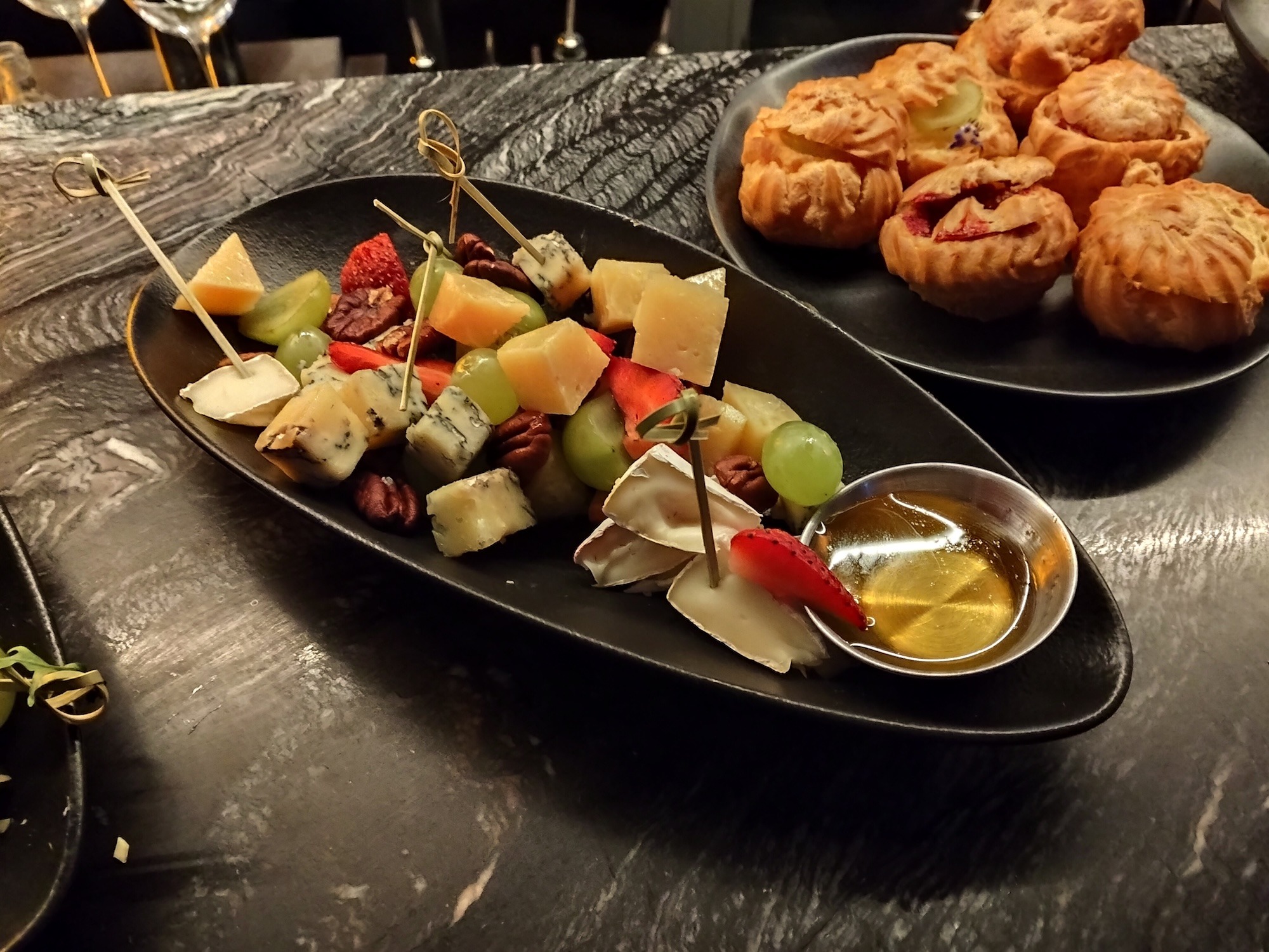 Сравнение камер Redmi Note 15 и realme C85. realme C85. Фото.