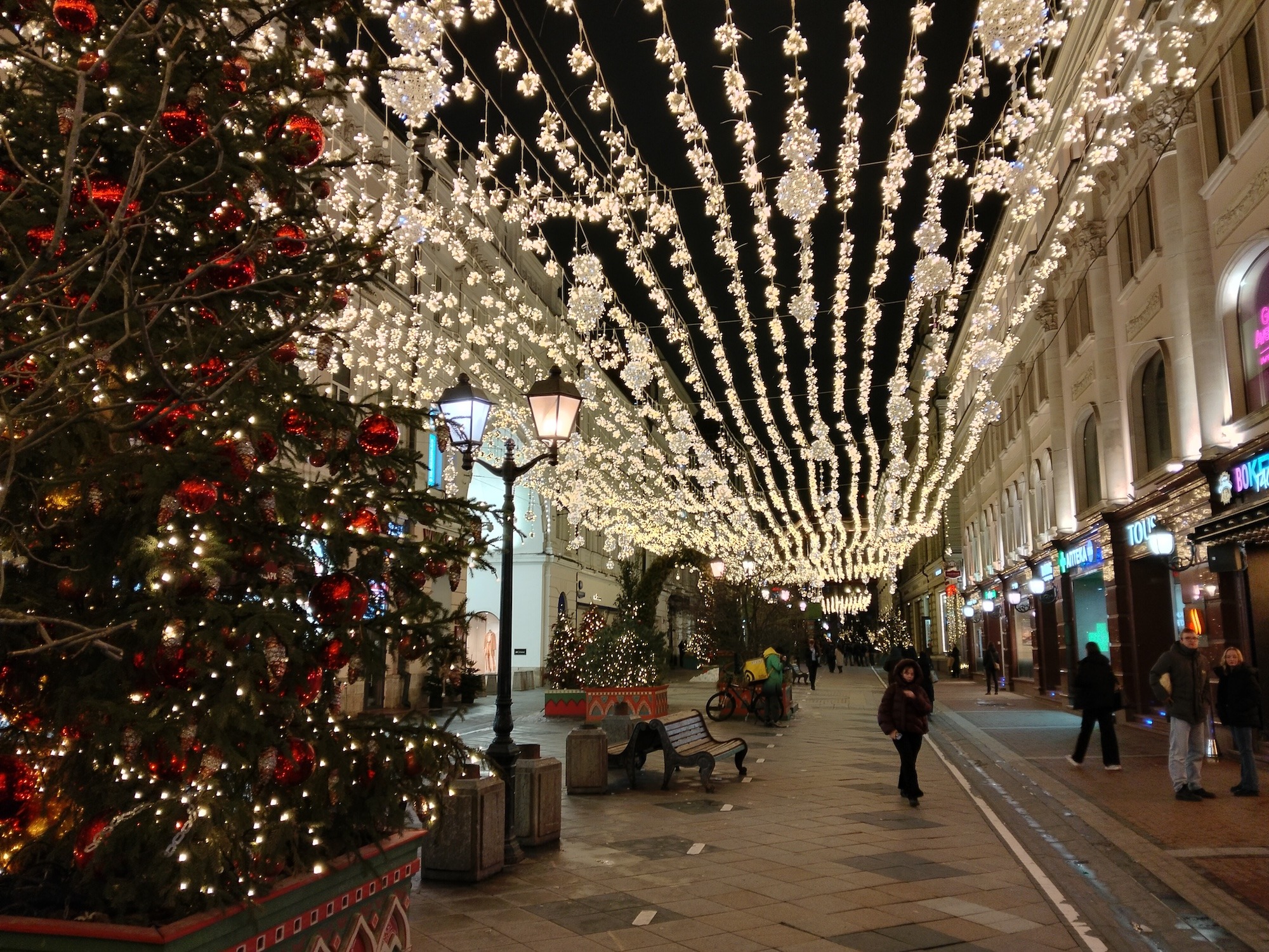 Сравнение камер Redmi Note 15 и realme C85. realme C85. Фото.