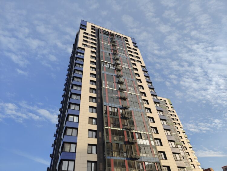 Как снимает realme 16 Pro+. Смартфон для портретов с телевиком и красивым корпусом. Съемка при дневном свете — тут все отлично. Как снимает realme 16 Pro+. Смартфон для портретов с телевиком и красивым корпусом. Съемка при дневном свете — тут все отлично. Фото.