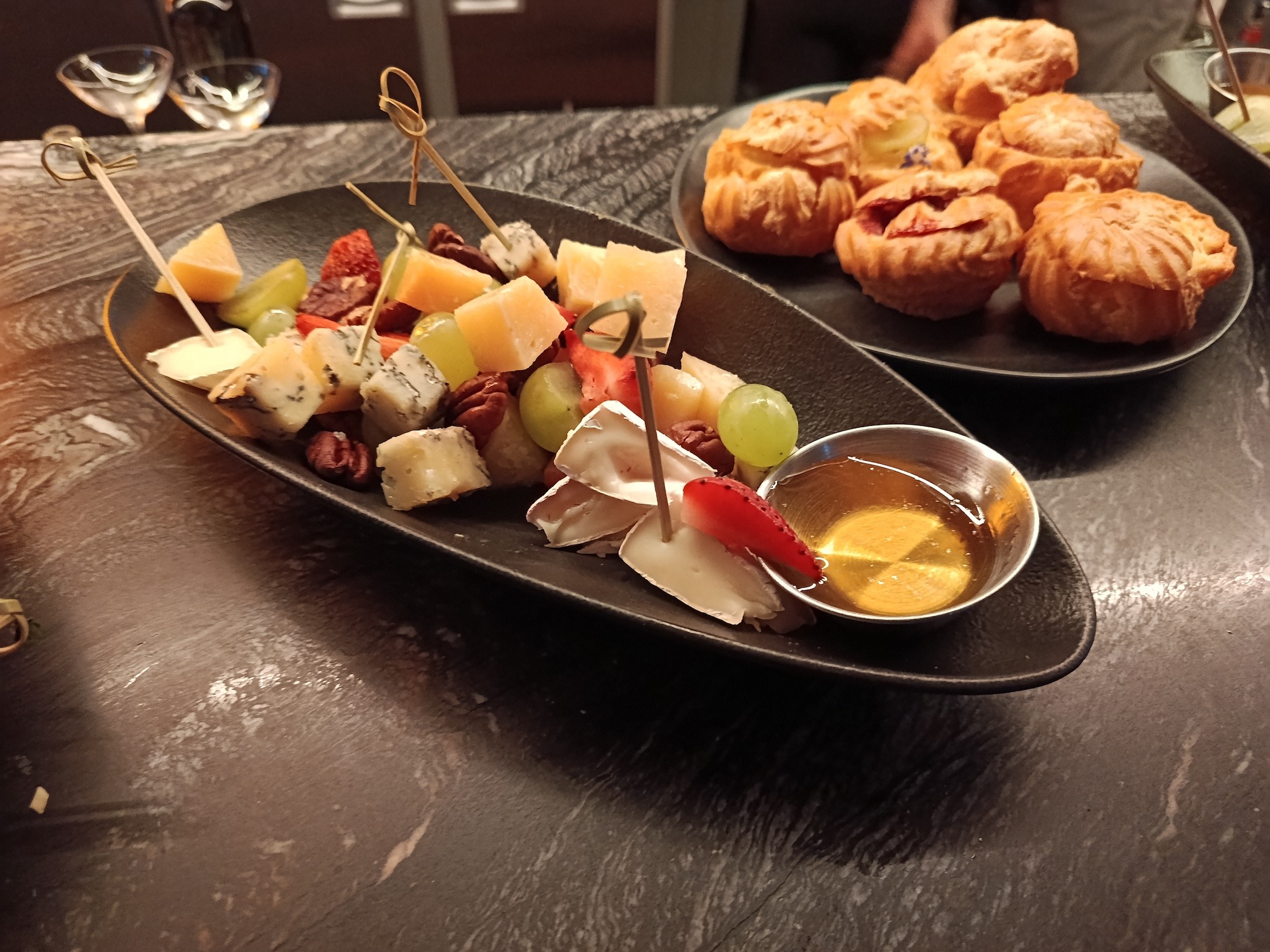 Сравнение камер Redmi Note 15 и realme C85. Redmi Note 15. Фото.