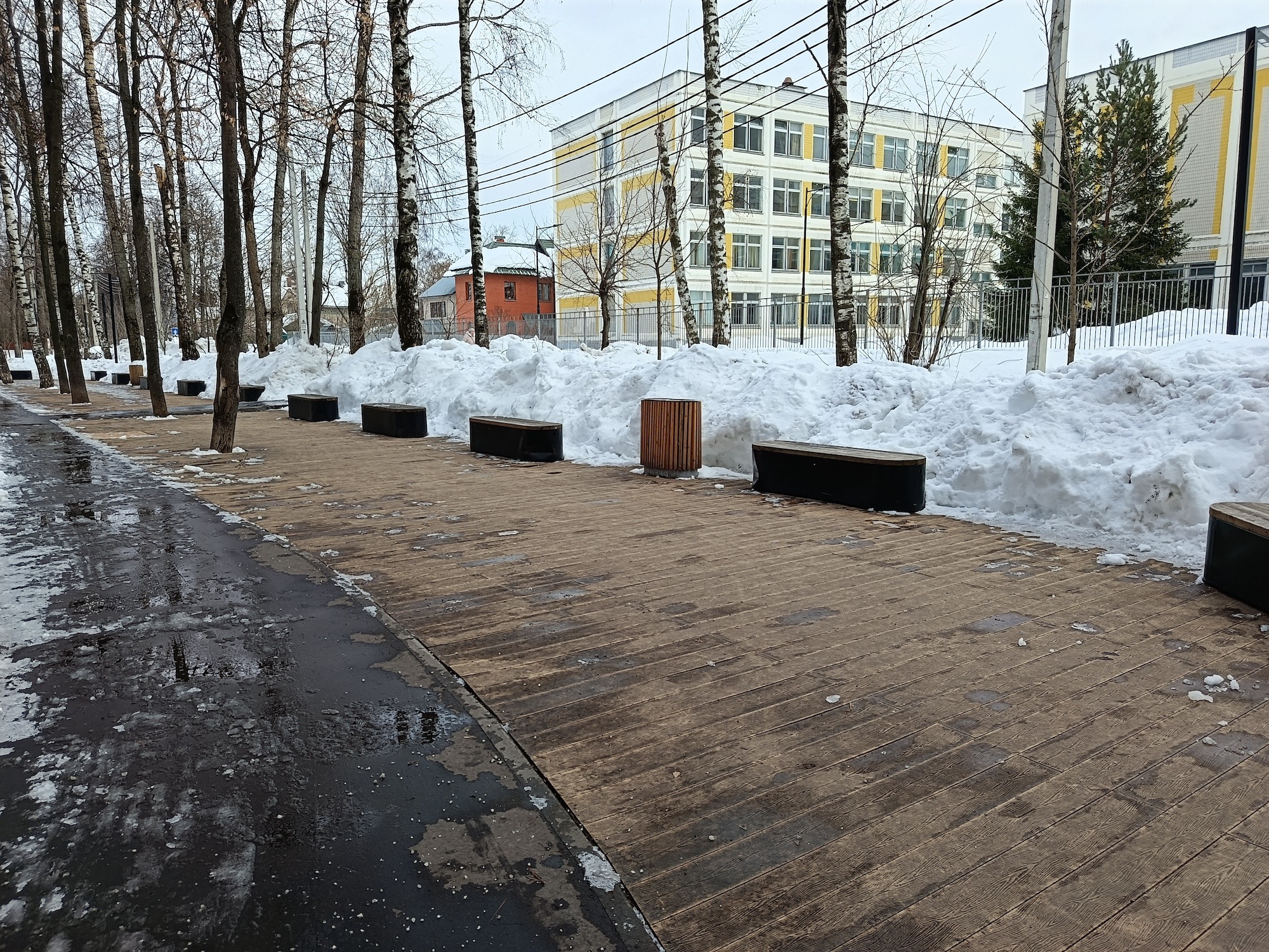 Сравнение камер Redmi Note 15 и realme C85. Redmi Note 15. Фото.