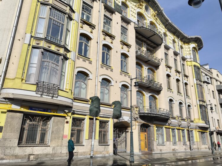 Мощный смартфон с топовым экраном и обычной камерой. Обзор POCO X8 Pro Max. Камера POCO X8 Pro Max. Фото.