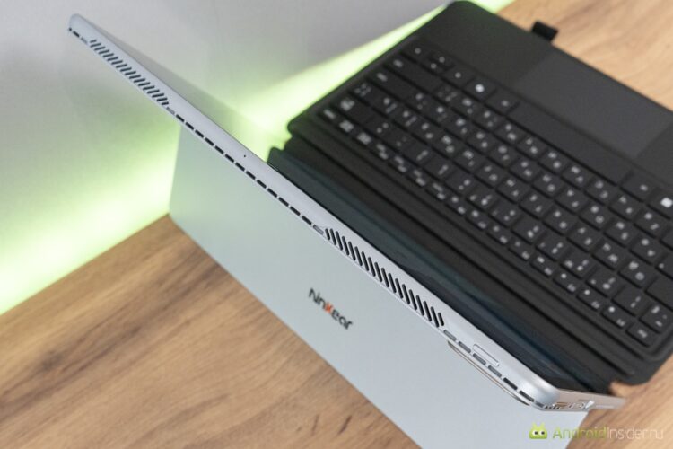 Планшет на Windows с функцией ноутбука. Впечатления от Ninkear S13. Решетка вентиляции на верхней части корпуса, но такая есть со всех сторон. Фото.