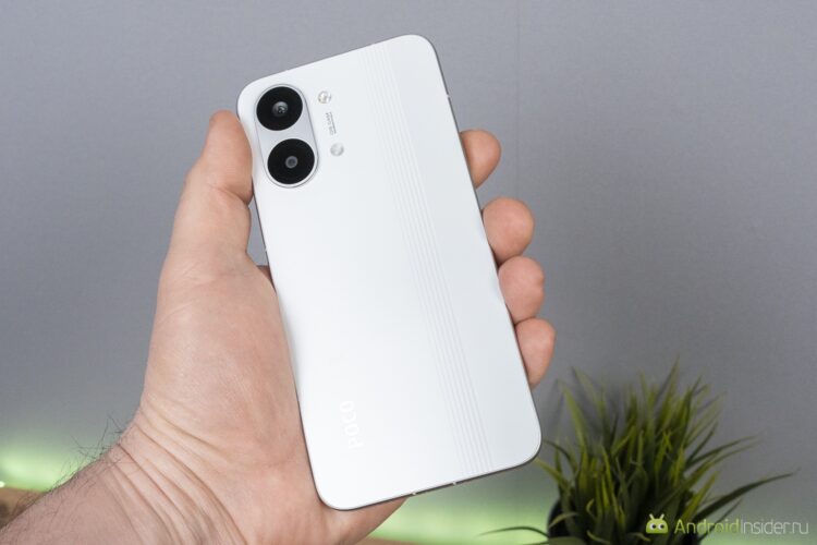 Мощный смартфон с топовым экраном и обычной камерой. Обзор POCO X8 Pro Max. Красиво? Да. А что там с производительностью? Фото.