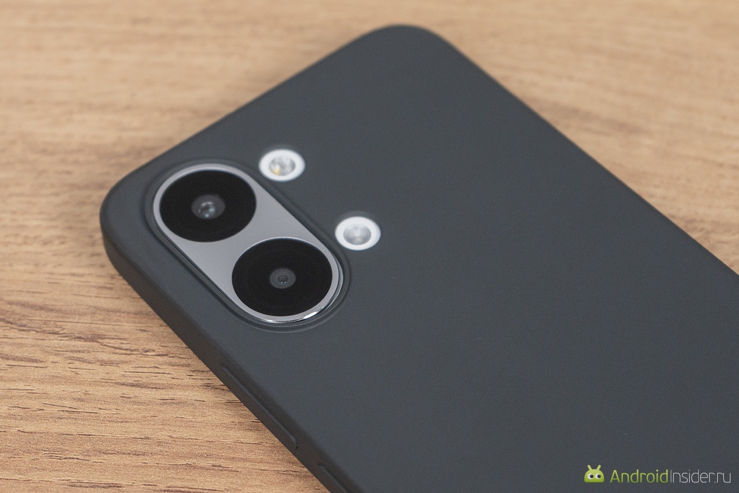 Камера POCO X8 Pro Max. А в чехле и подавно. Фото.