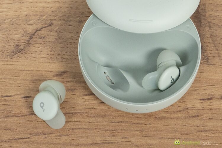 Наушники для сна и наушники для мотоцикла. Такие плоские наушники не чувствуются даже если прижать ухо подушкой или плотным шлемом. Наушники для сна и наушники для мотоцикла. Такие плоские наушники не чувствуются даже если прижать ухо подушкой или плотным шлемом. Фото.