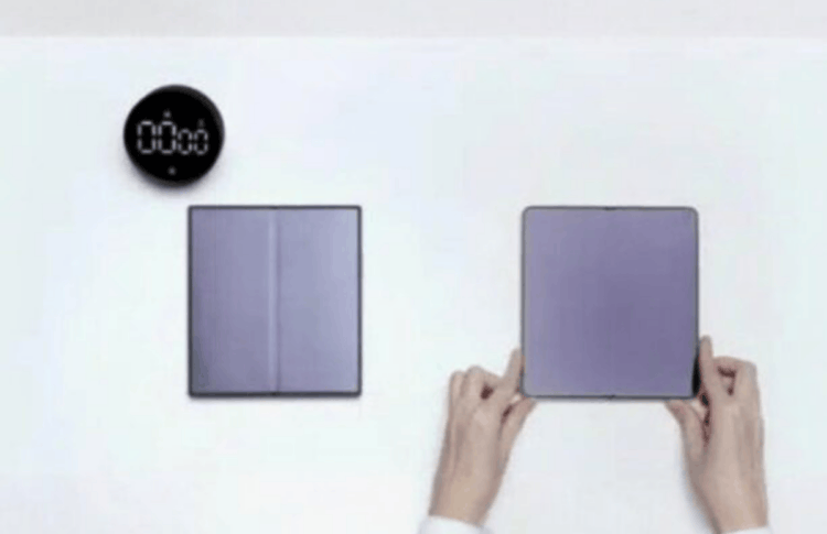 Складка на экране Oppo Find N6 и Samsung Galaxy Z Fold 7. Сравниваем. Вот так Oppo продемонстрировала разницу экранов. Find N6 справа. Изображение: gizmochina. Складка на экране Oppo Find N6 и Samsung Galaxy Z Fold 7. Сравниваем. Вот так Oppo продемонстрировала разницу экранов. Find N6 справа. Изображение: gizmochina. Фото.