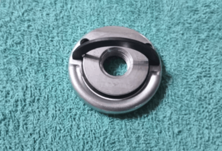 Быстросъёмная гайка для болгарки. Изображение: AliExpress. Фото.