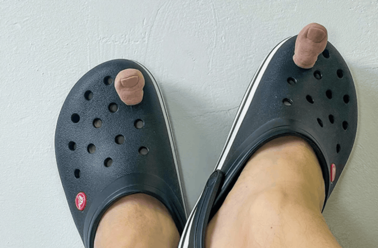 Силиконовый палец на кроксы. Изображение: AliExpress. Фото.