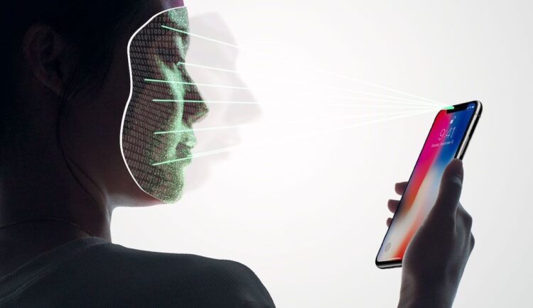Технология Face ID безопасна за счет 3D-сканирования лица. Изображение: Apple. Фото.