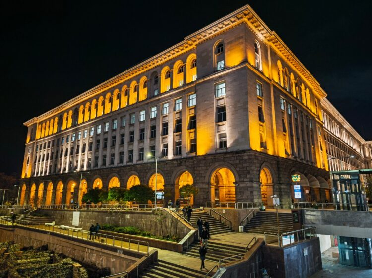 А это основная камера Magic8 Pro. Фото: gsmarena.com. Фото.