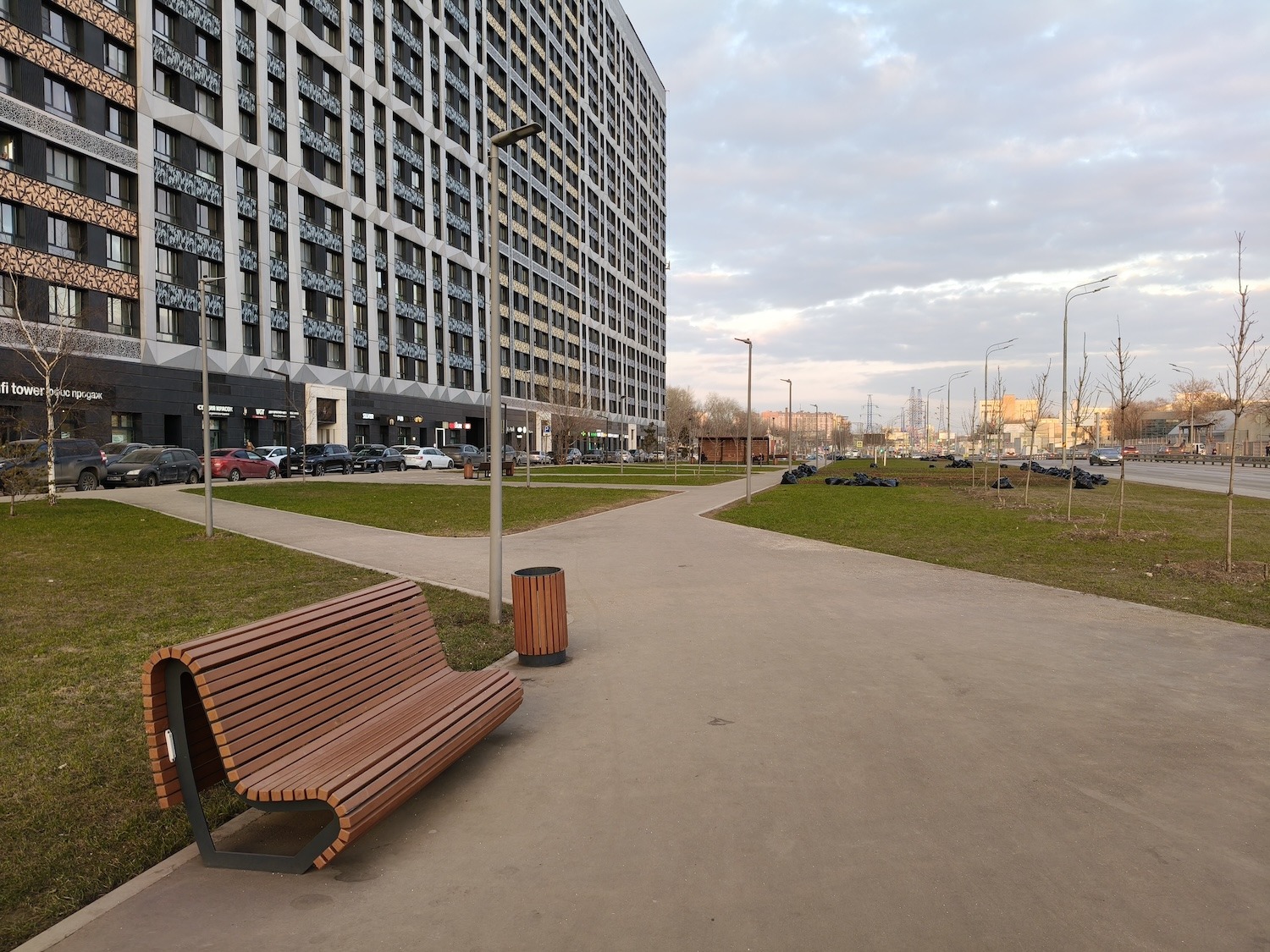 Смартфон, который работает 4 дня от одной зарядки. Обзор realme P4 Power 5G.. Как снимает камера realme P4 Power.. Фото.