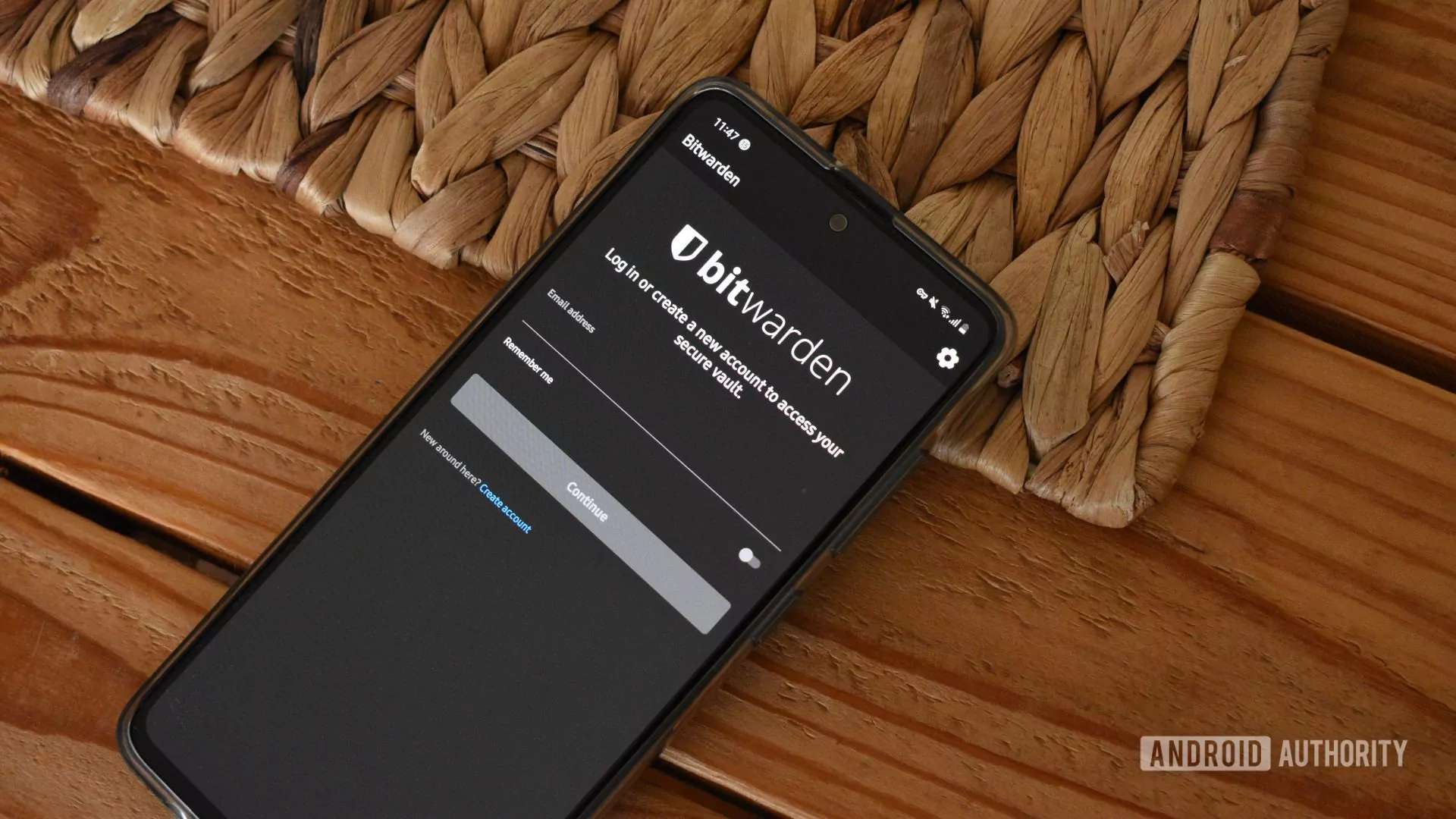 Менеджер паролей запоминает логины за вас и подставляет их автоматически