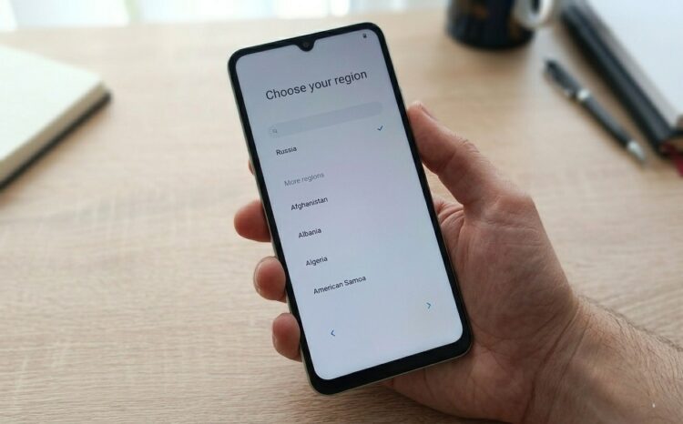 Такой вот экран меня встретил после включения. Фото.