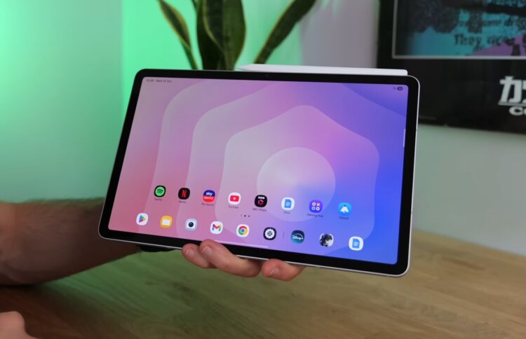 Планшеты подорожали сильнее всего. Изображение: Tech Spurt. Фото.