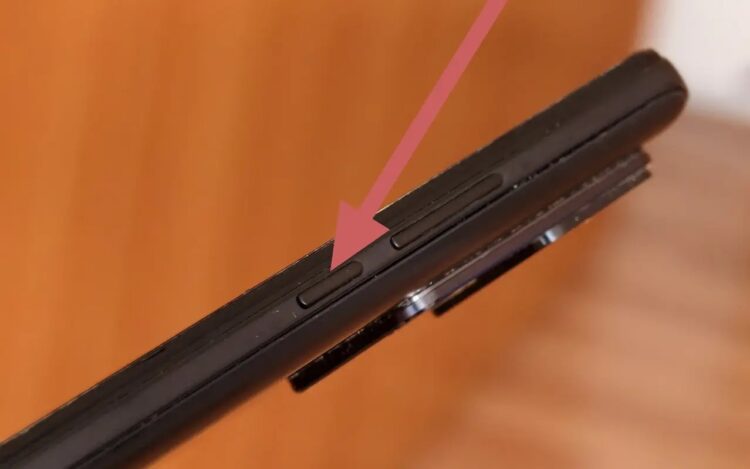 Это та самая кнопка выключения. Фото.