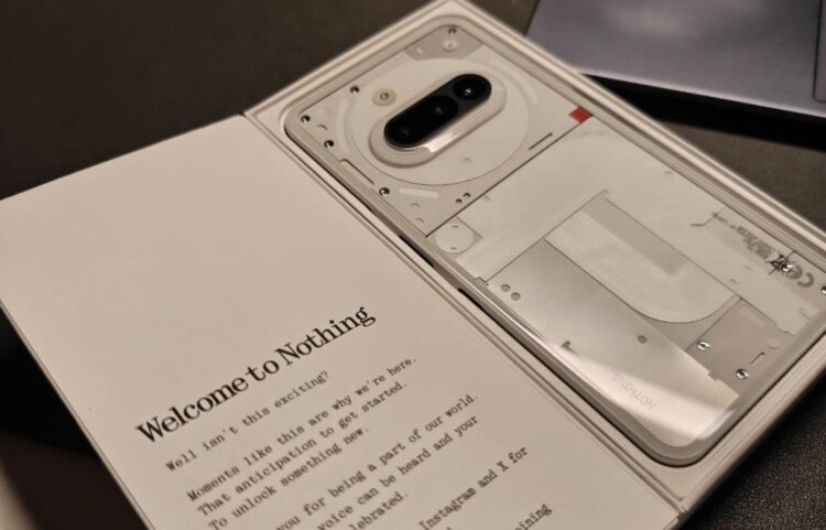 Вдвойне приятно, что у Nothing уже есть свое коммьюнити и огромный круг фанатов. Фото.
