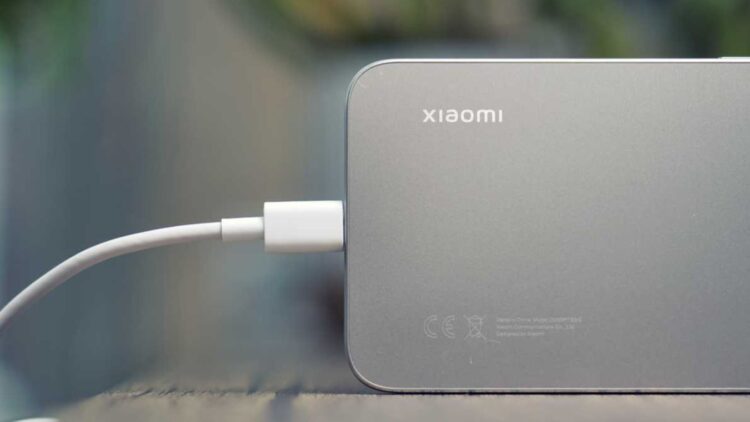 По части автономности ожидается прирост за счет увеличенной батареи. Фото.