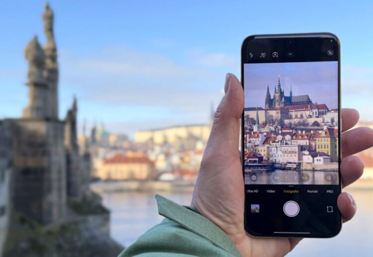 Redmi — настоящий среднебюджетный камерофон, он здесь вне конкуренции. Фото.