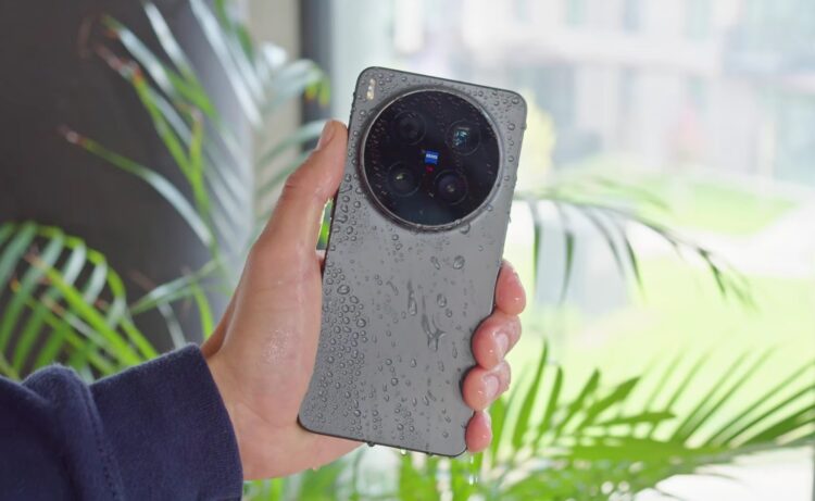 vivo X300 Ultra точно стоит взять, если вы ищете лучший камерофон на Android. Изображение: GSMArena Official. Фото.