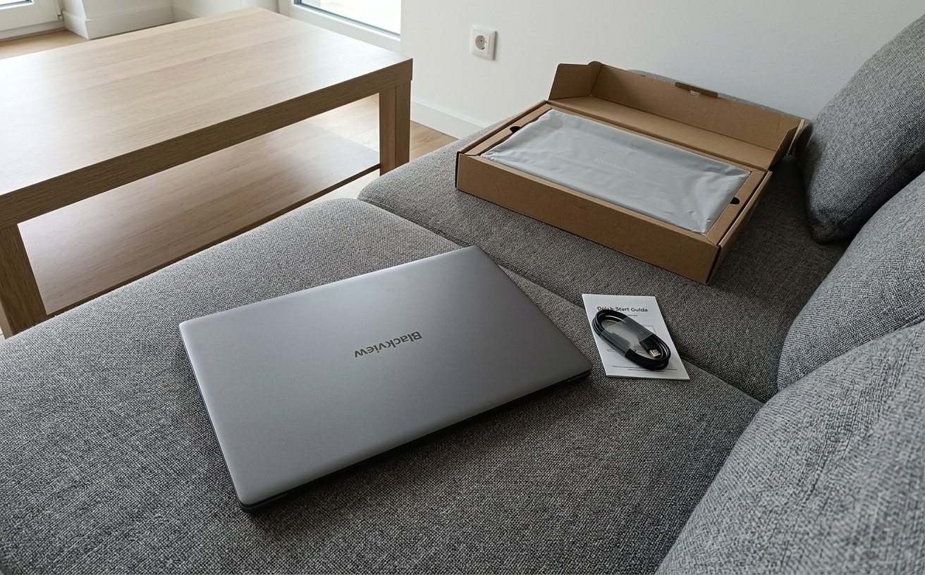 Взял этот ноутбук за 39 тысяч вместо бюджетного MacBook — и вот почему