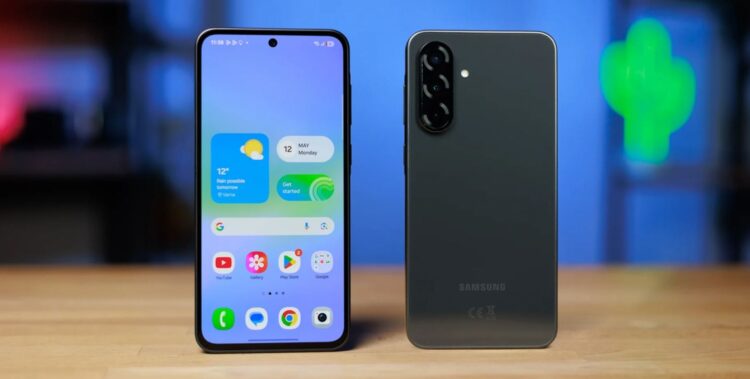 Я бы рекомендовал обратить внимание на Galaxy A37. Фото.