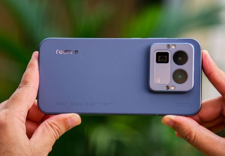 Realme раздает стиля в смартфоне GT8 Pro. Фото.