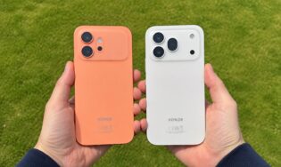 Honor 600 (слева) и Honor 600 Pro (справа)