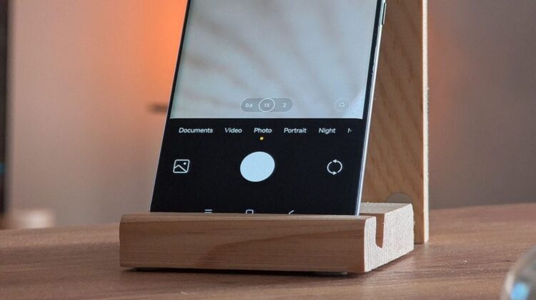 Ошибок еще много, нов Xiaomi стараются их оперативно исправлять. Фото.