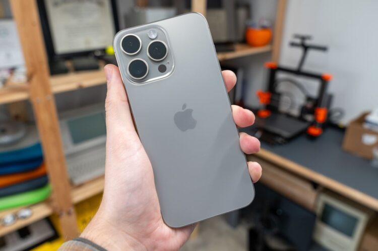 Сложно представить нашу подборку без iPhone. Фото.