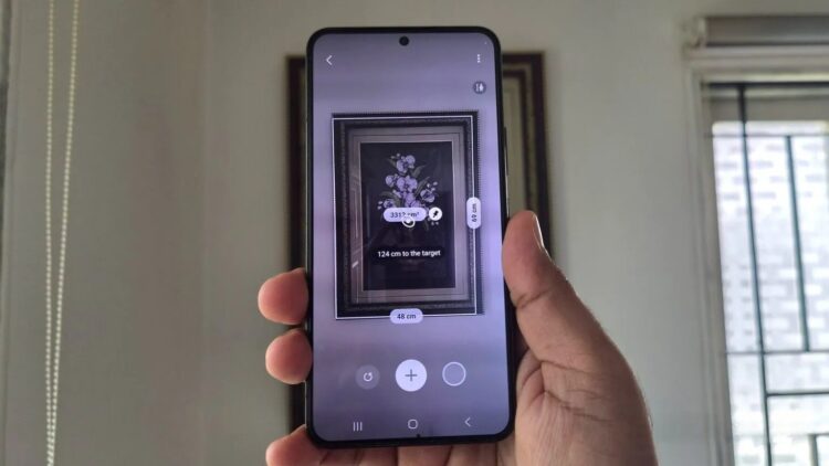 Линейка для измерения объектов тоже присутствует. Изображение: androidauthority.com. Фото.