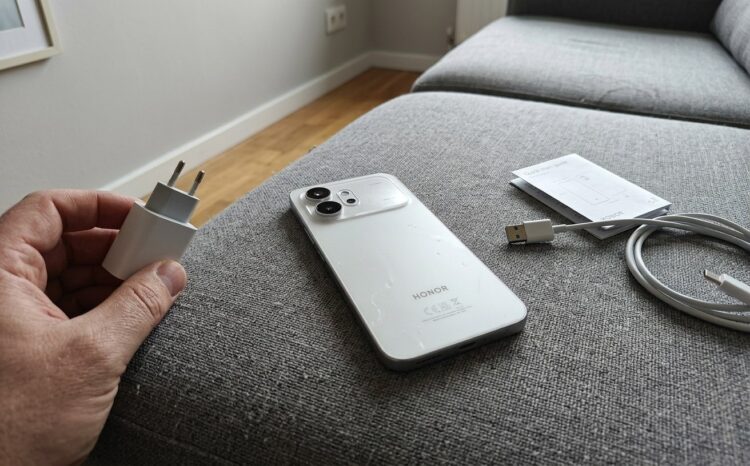 HONOR 600 видится отличным вариантом за свои деньги. Фото.