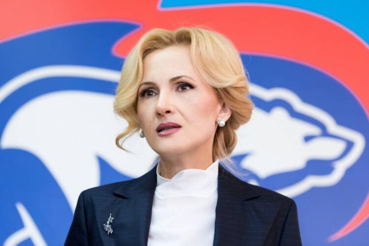 По закону Яровой все операторы должны хранить историю телефонных разговоров и не только от полугода. Фото.