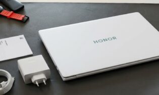 К нам приехал новейший HONOR. Ноутбук-зверь, не иначе