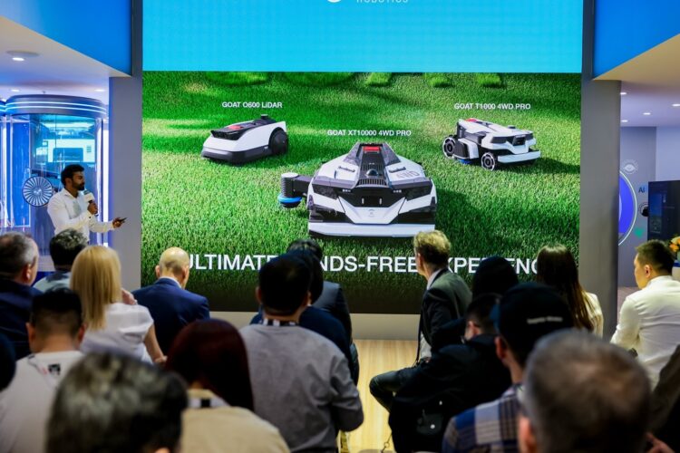 Модельный ряд устройств ECOVACS
