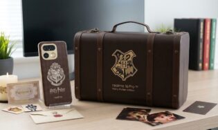 realme 16 Pro Harry Potter Edition с чемоданом